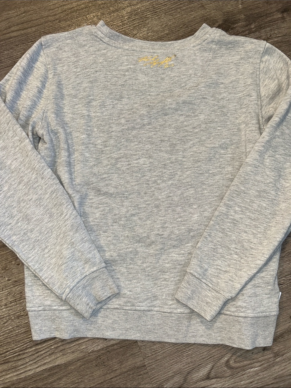 Karl Lagerfeld Paris Gray Sweatshirt Gold Foil Logo Sunglasses Graphic Small - Picture 7 of 11